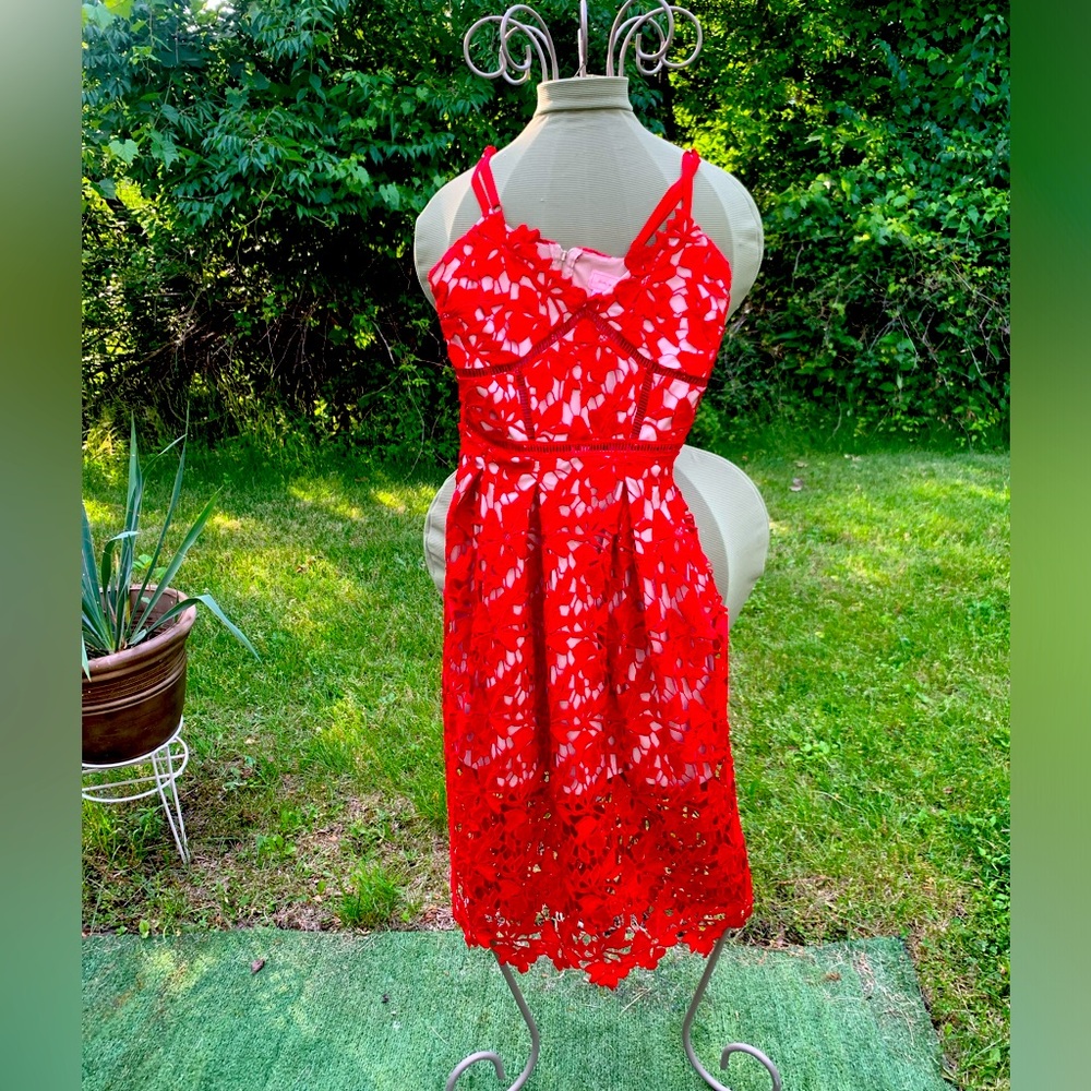 Red hot!  Beautiful cue outs adjustable shoulder straps- so sexy, elegant classy